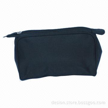 Men's toiletry bag with microfiber material
